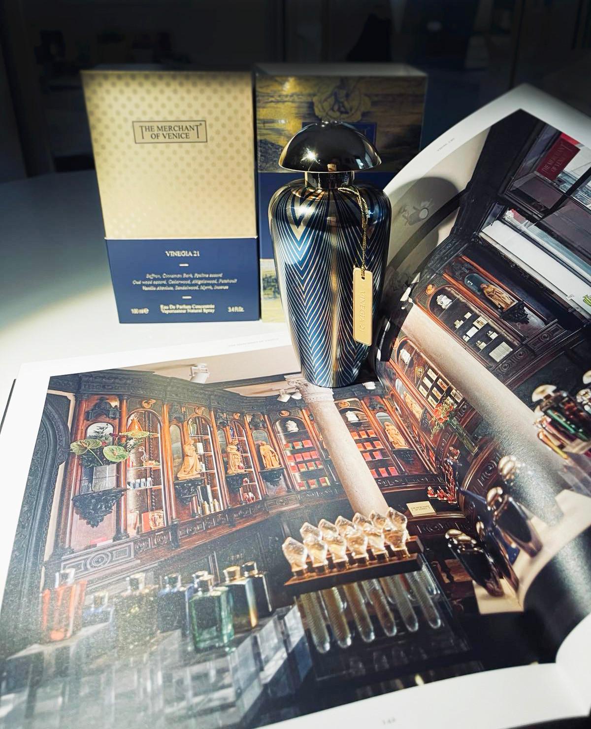 عطر ادکلن وینیجیا ۲۱ ده مرچنت آو ونیس - Vinegia 21 The Merchant of Venice - بررسی، قیمت و خرید