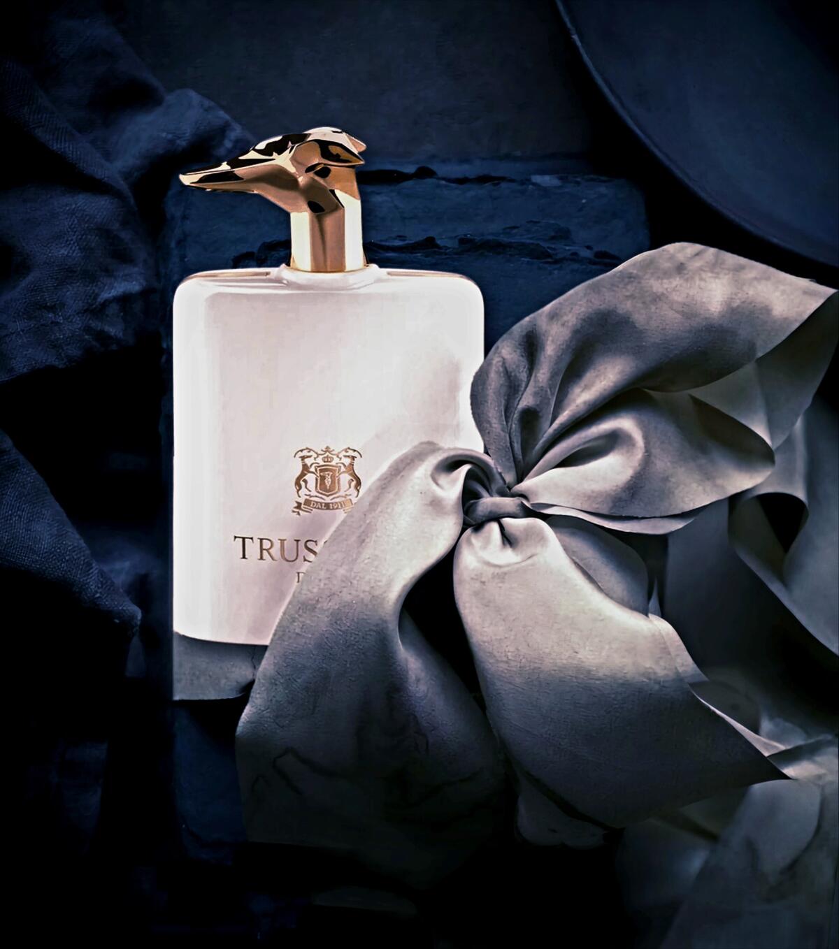 عطر ادکلن ترساردی دونا ادو پرفیوم اینتنس تروساردی - Trussardi Donna Eau de Parfum Intense Trussardi - بررسی، قیمت و خرید