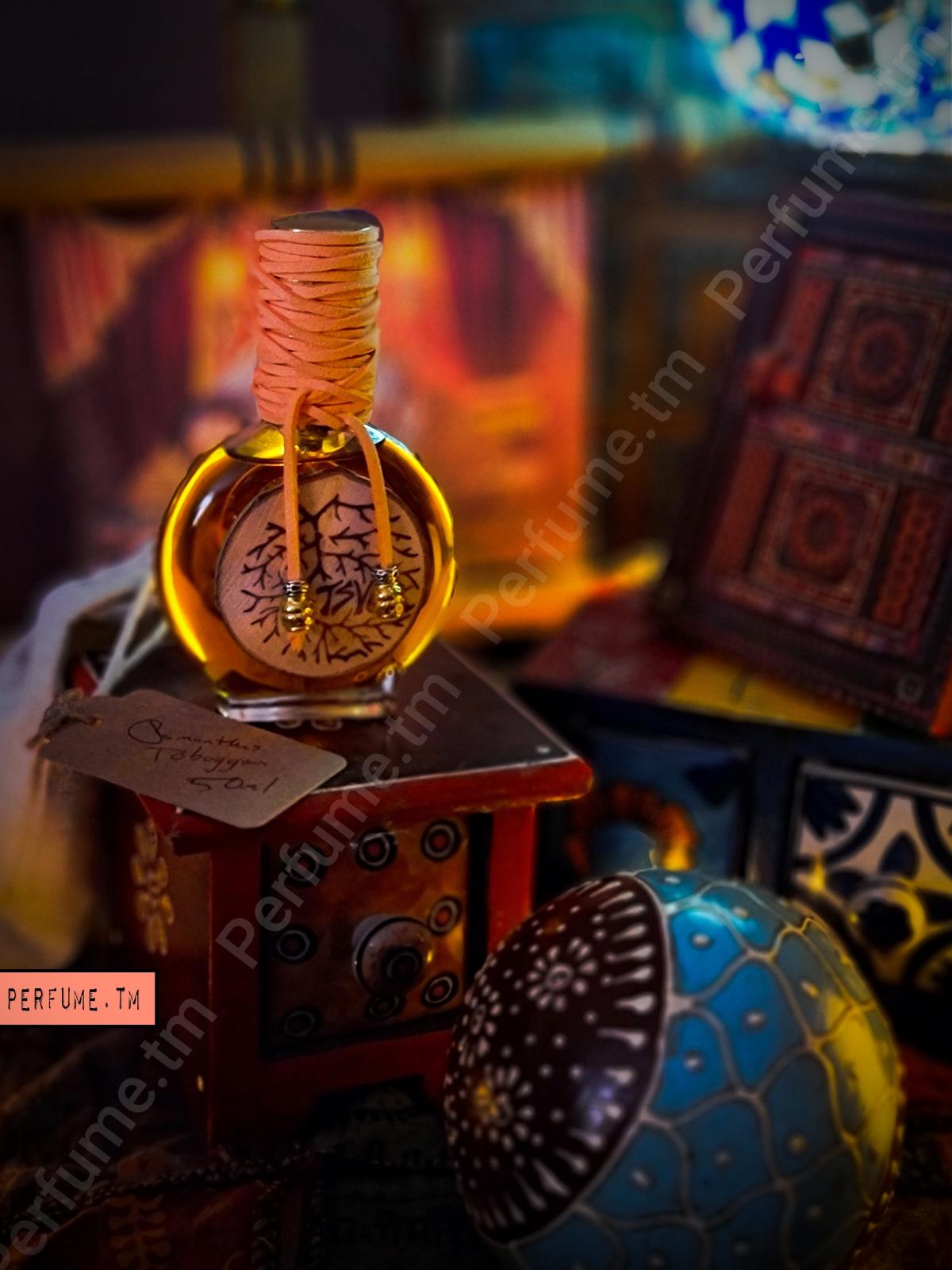 عطر ادکلن آسمانتوس توبوگان توسوگا پرفیوم - Osmanthus Toboggan TSVGA Parfums - بررسی، قیمت و خرید