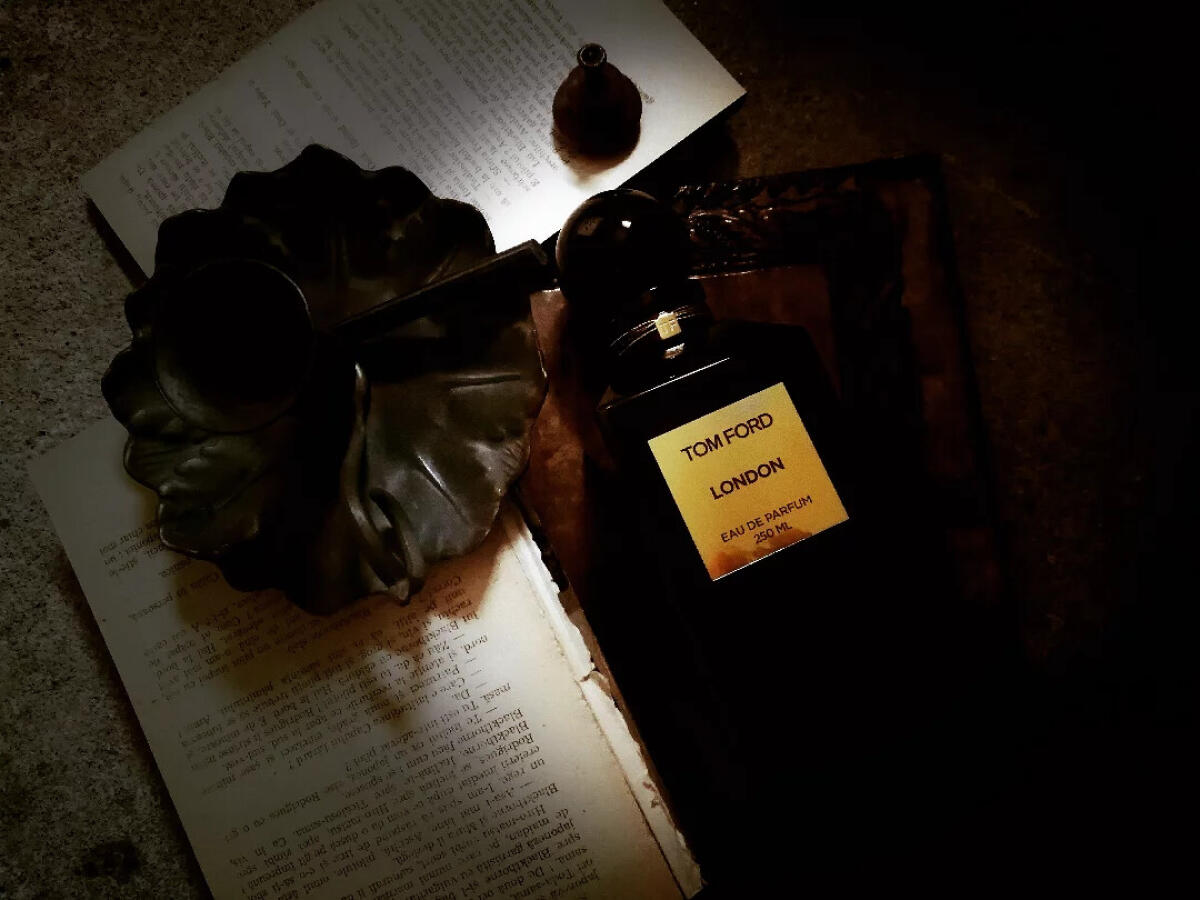 عطر ادکلن لندن تام فورد - London Tom Ford - بررسی، قیمت و خرید