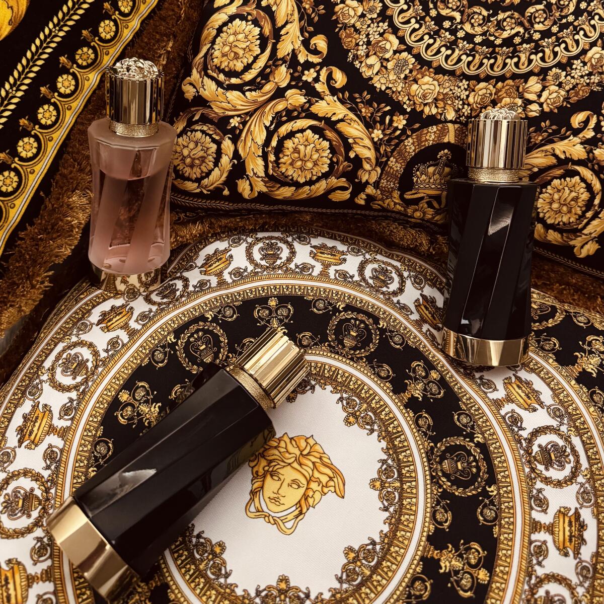 عطر ادکلن ژینژامبر پتیلان ورساچه - Gingembre Pétillant Versace - بررسی، قیمت و خرید