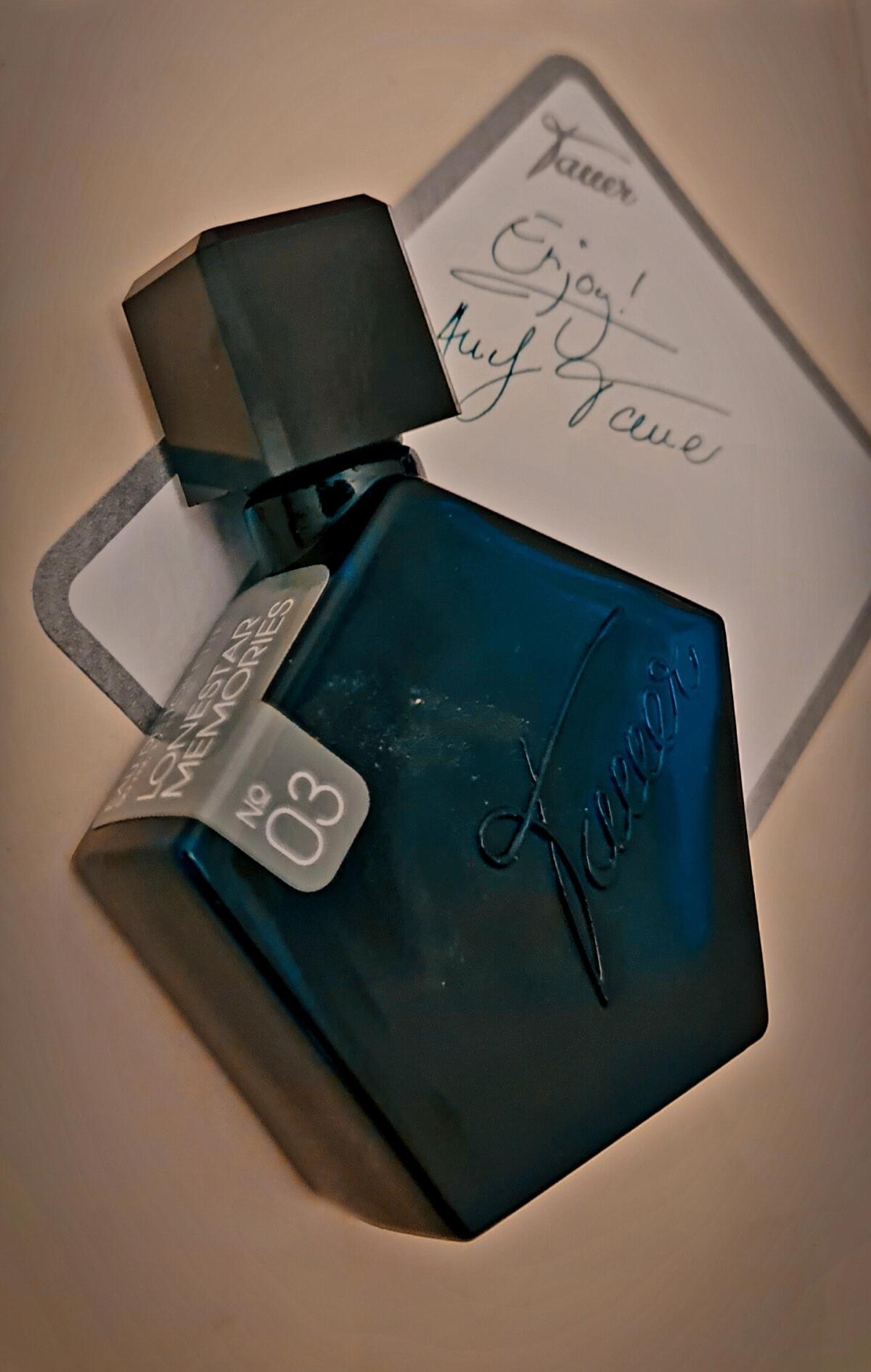 عطر ادکلن زیرو سه لون استار مِموریِز تاور پرفیومز - 03 Lonestar Memories Tauer Perfumes - بررسی، قیمت و خرید