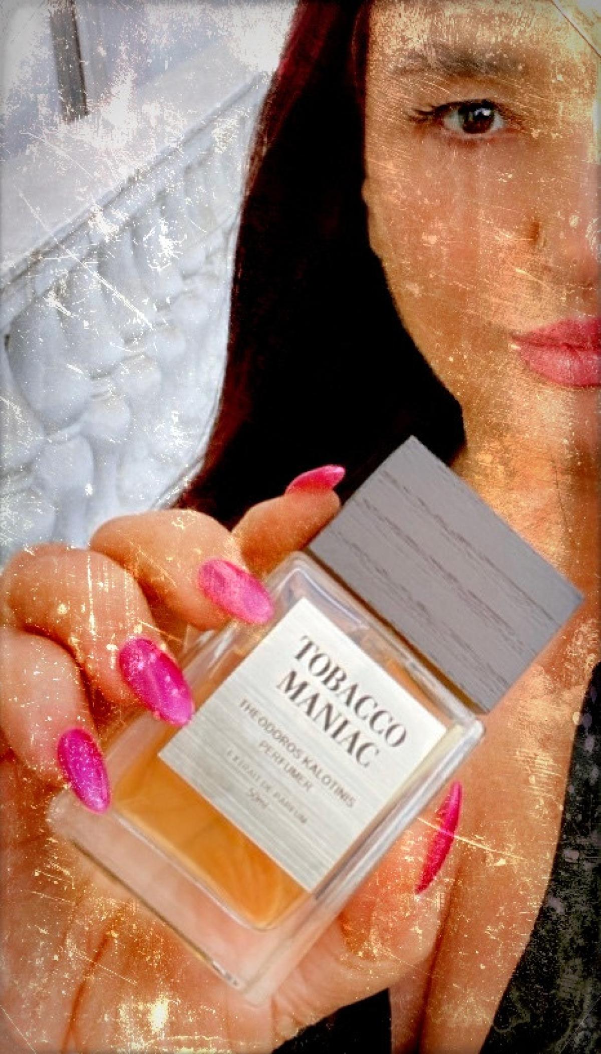 عطر ادکلن توباکو منیاک تئودوروس کالوتینیس - Tobacco Maniac Theodoros Kalotinis - بررسی، قیمت و خرید