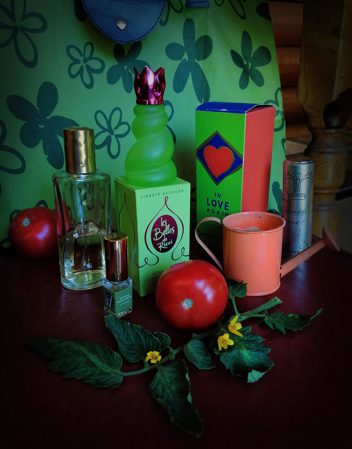 عطر ادکلن این لاو اگیّن ایو سن لوران - In Love Again Yves Saint Laurent - بررسی، قیمت و خرید