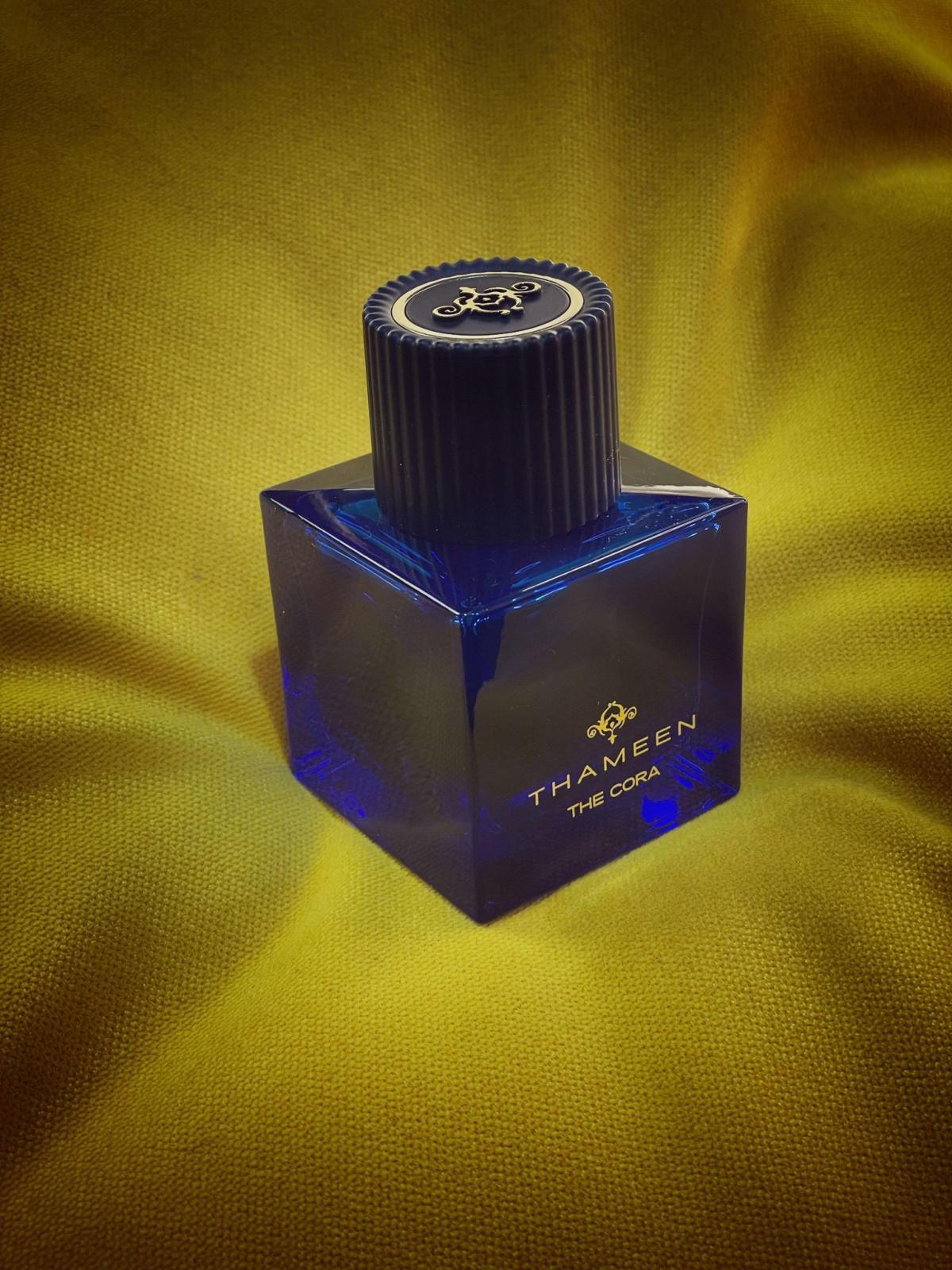 عطر ادکلن ذِ کورا ثَمیـن - The Cora Thameen - بررسی، قیمت و خرید