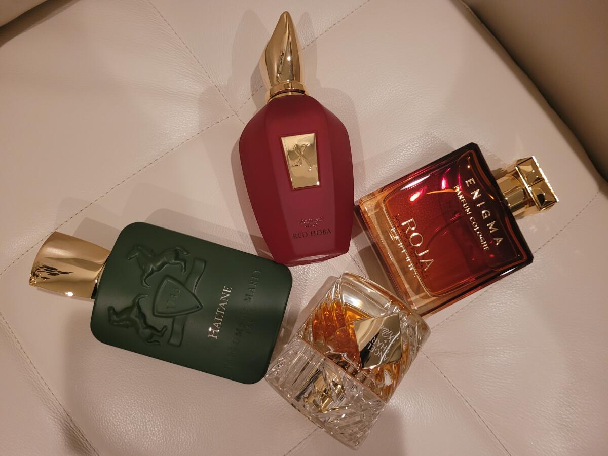 عطر ادکلن رد هووبا زرژوف - Red Hoba Xerjoff - بررسی، قیمت و خرید