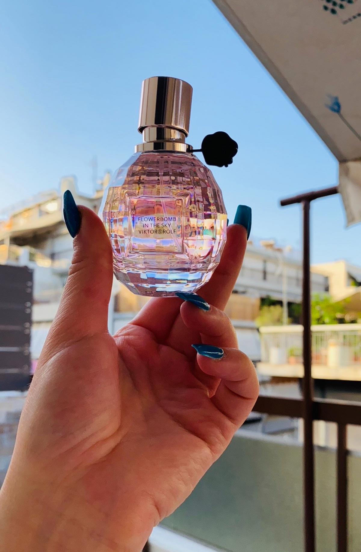 عطر ادکلن فلوربم این د اسکای ویکتور اند رالف - Flowerbomb In The Sky Viktor&Rolf - بررسی، قیمت و خرید