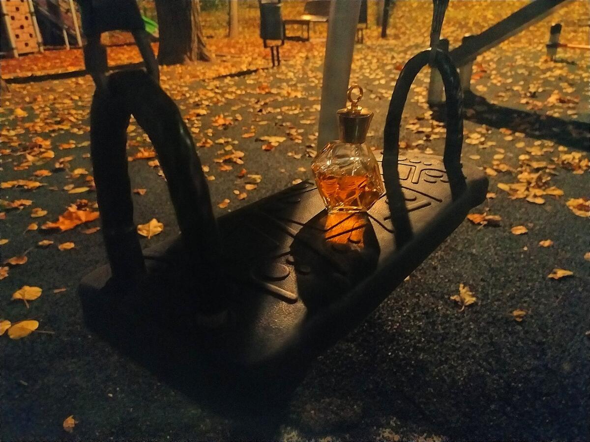 عطر ادکلن میس آرپلس ون کلیف اند آرپلز - Miss Arpels Van Cleef & Arpels - بررسی، قیمت و خرید