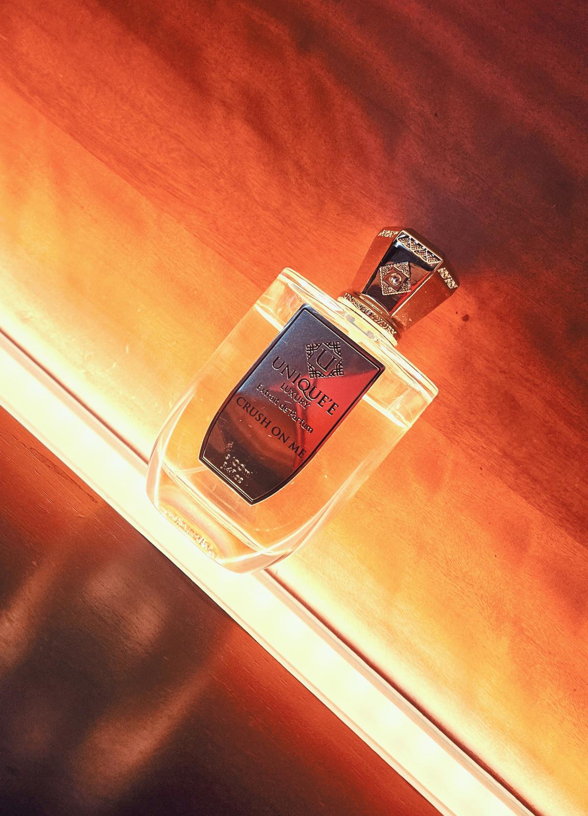عطر ادکلن کراش آن می یونیک لاکچری - Crush On Me Unique'e Luxury - بررسی، قیمت و خرید