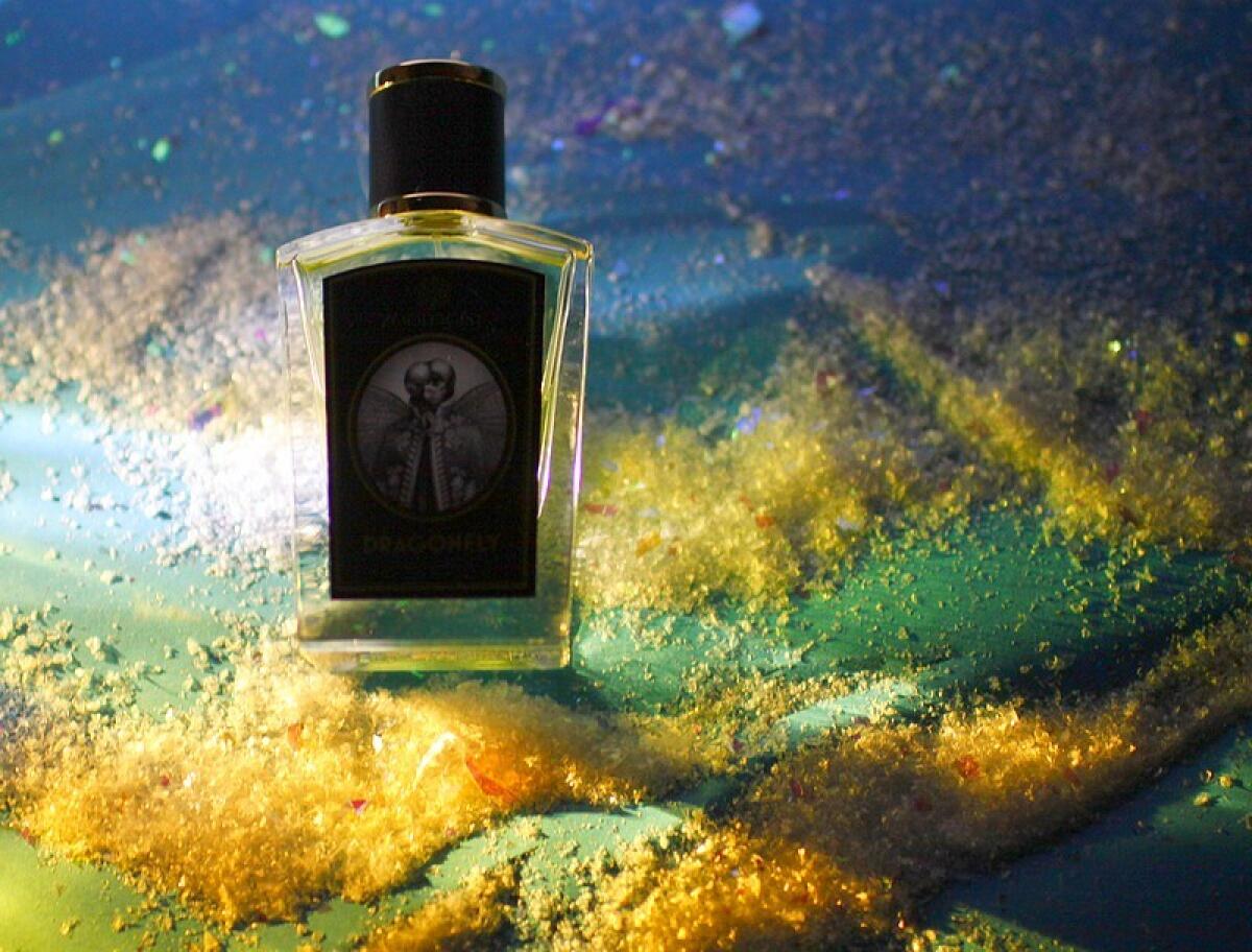 عطر ادکلن دراگون‌فلای ادیشن دو هزار و بیست و یک زولاجیست پرفیومز - Dragonfly Edition 2021 Zoologist Perfumes - بررسی، قیمت و خرید