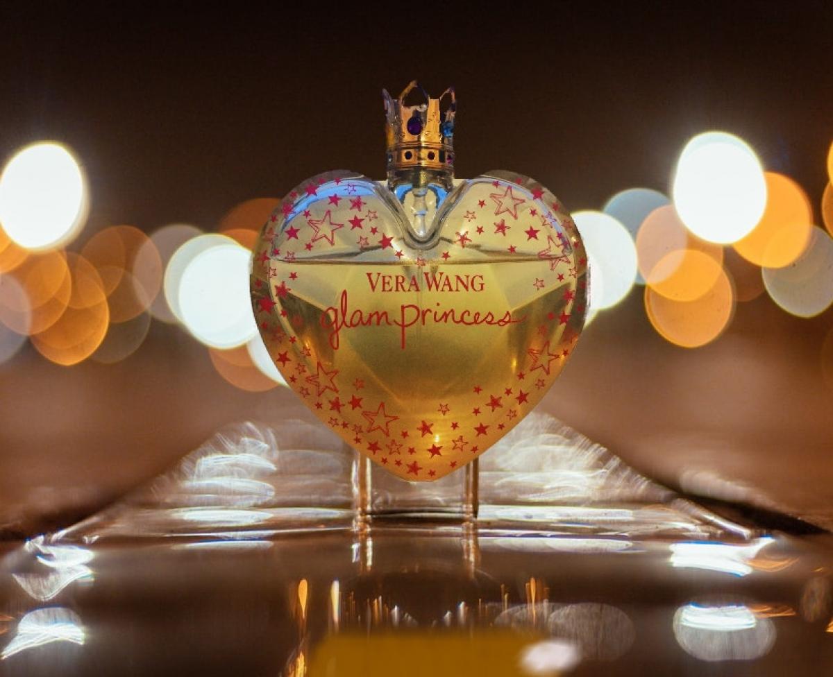 عطر ادکلن گلم پرینسس ورا ونگ - Glam Princess Vera Wang - بررسی، قیمت و خرید