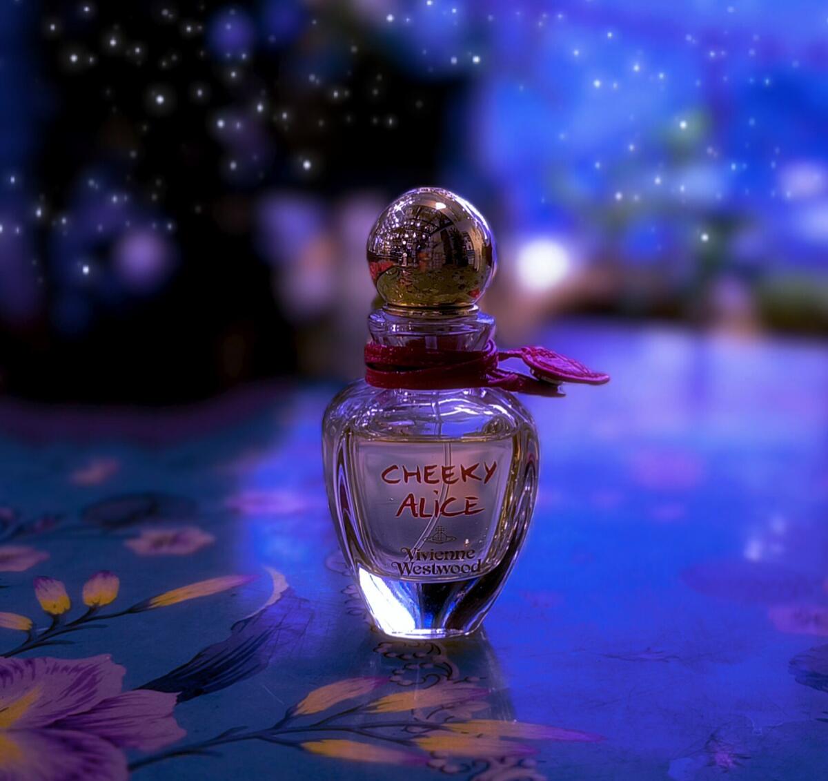عطر ادکلن چیکی آلیس ویوین وست‌وود - Cheeky Alice Vivienne Westwood - بررسی، قیمت و خرید