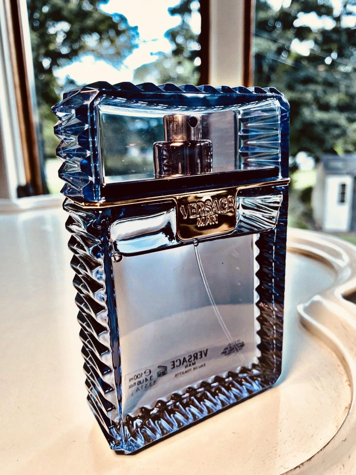 عطر ادکلن ورساج من ورساچه - Versace Man Versace - بررسی، قیمت و خرید