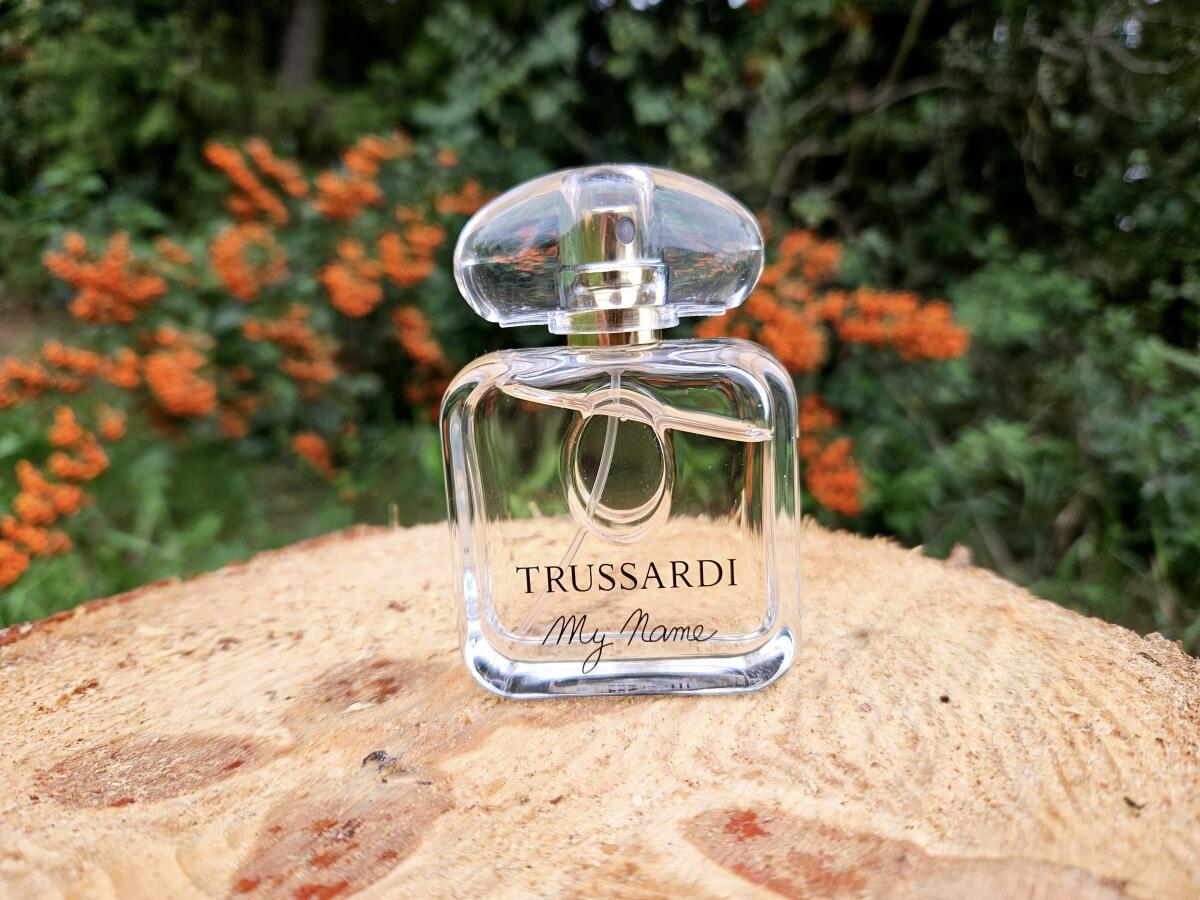 عطر ادکلن مای نیم تروساردی - My Name Trussardi - بررسی، قیمت و خرید
