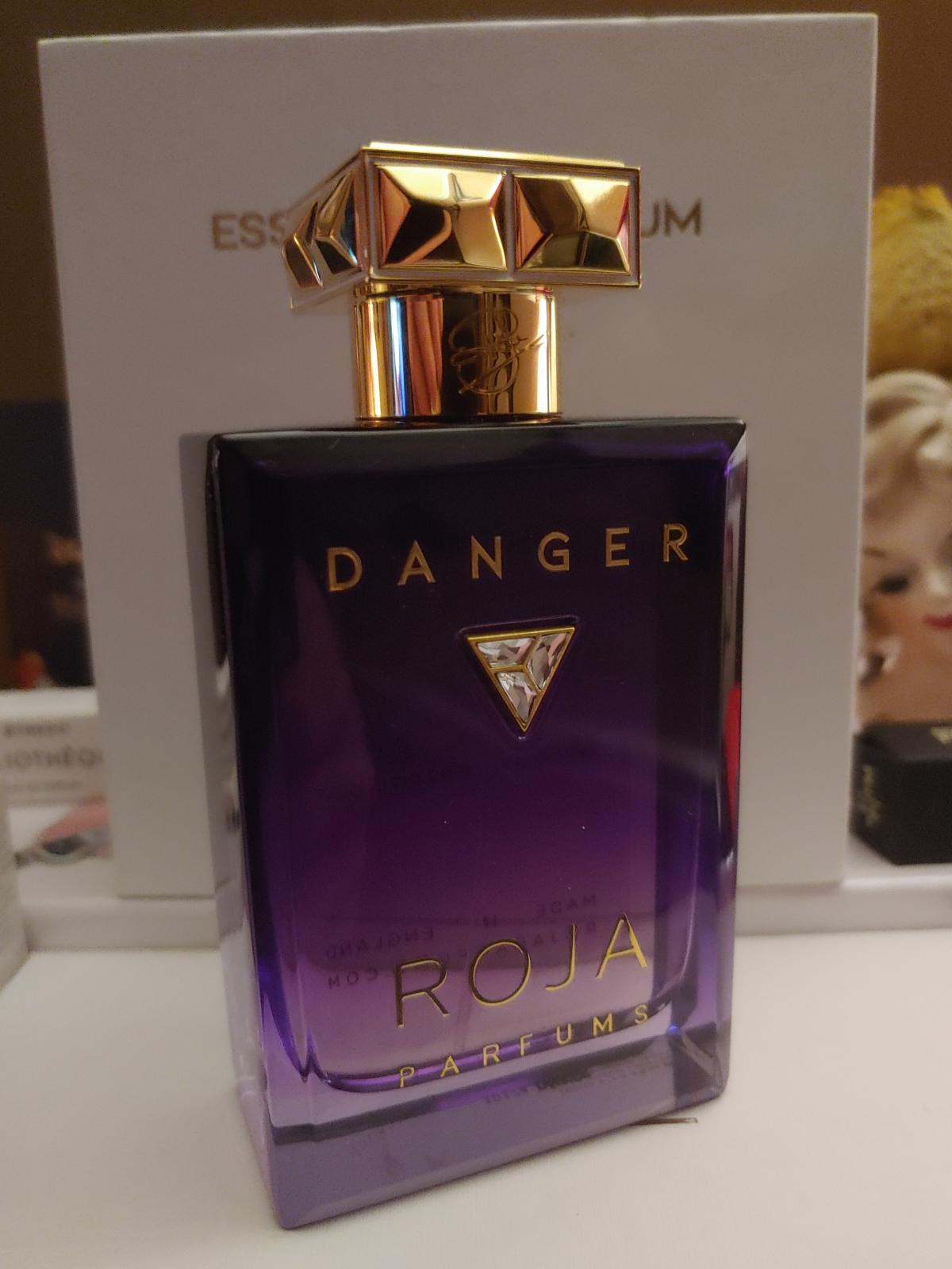 عطر ادکلن دنجر پور فم اسنس د پارفوم روجا داو - Danger Pour Femme Essence De Parfum Roja Dove - بررسی، قیمت و خرید