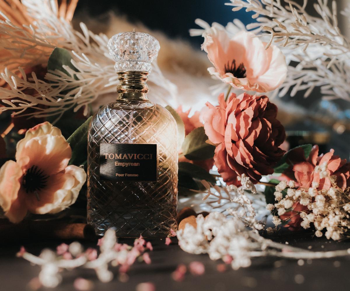 عطر ادکلن امپیرین توماویچی - Empyrean Tomavicci - بررسی، قیمت و خرید