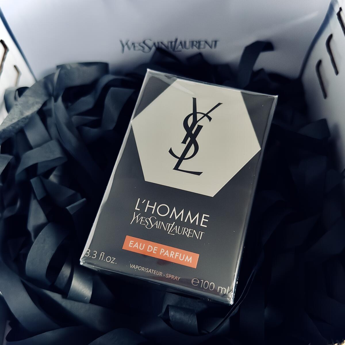 عطر ادکلن لهوم اُ د پارفوم ایو سن لوران - L'Homme Eau de Parfum Yves Saint Laurent - بررسی، قیمت و خرید