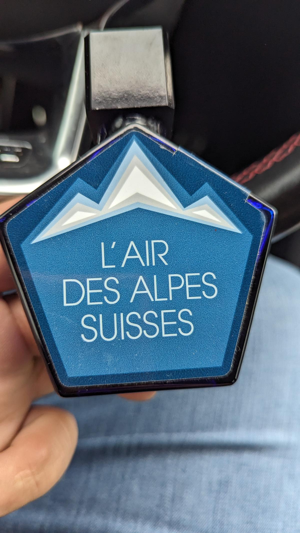 عطر ادکلن ل ایر دس آلپ سوئیس تاور پرفیومز - L'Air Des Alpes Suisses Tauer Perfumes - بررسی، قیمت و خرید