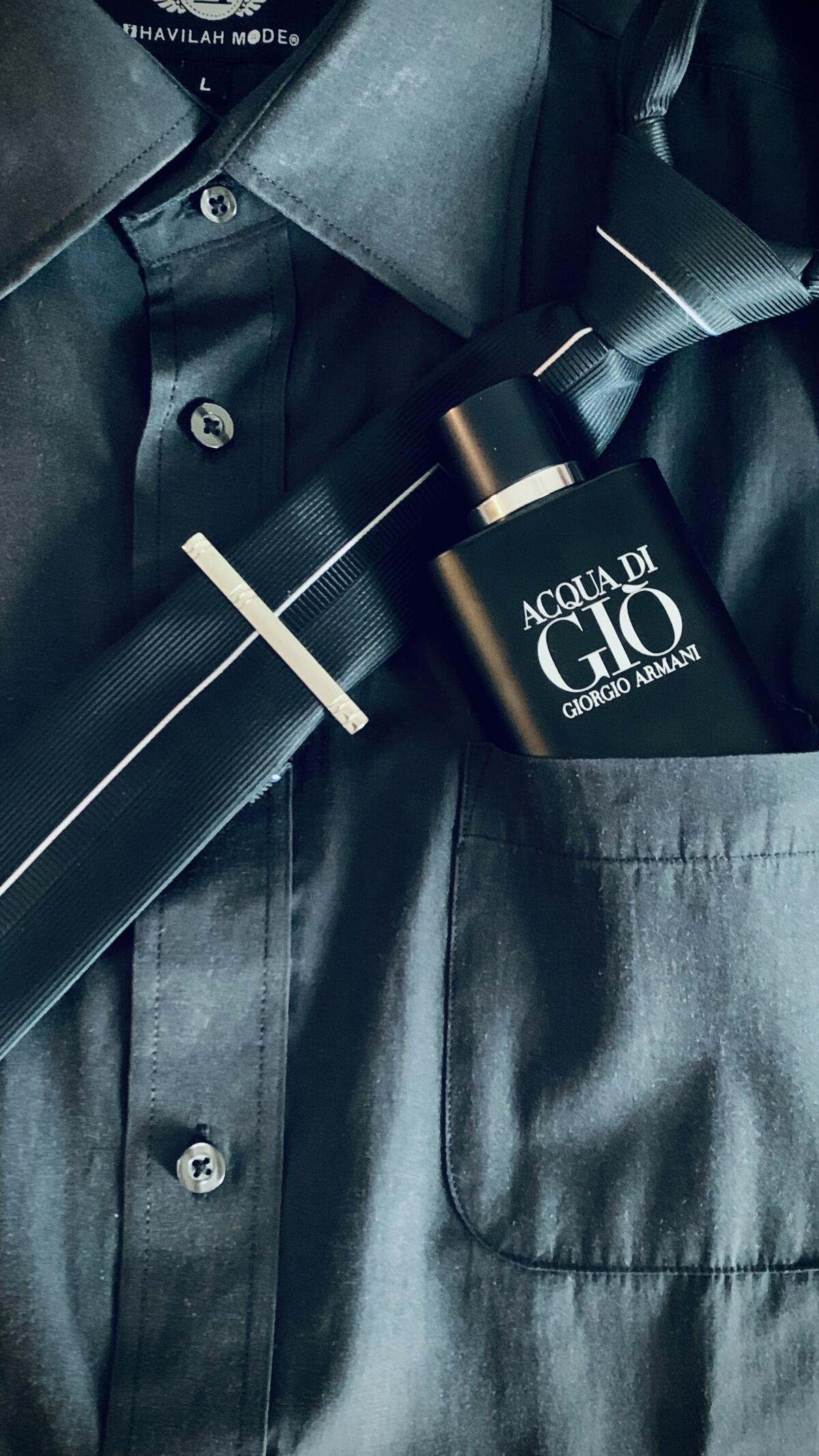 عطر ادکلن آکوا دی جو پرفومو جورجیو آرمانی - Acqua di Giò Profumo Giorgio Armani - بررسی، قیمت و خرید