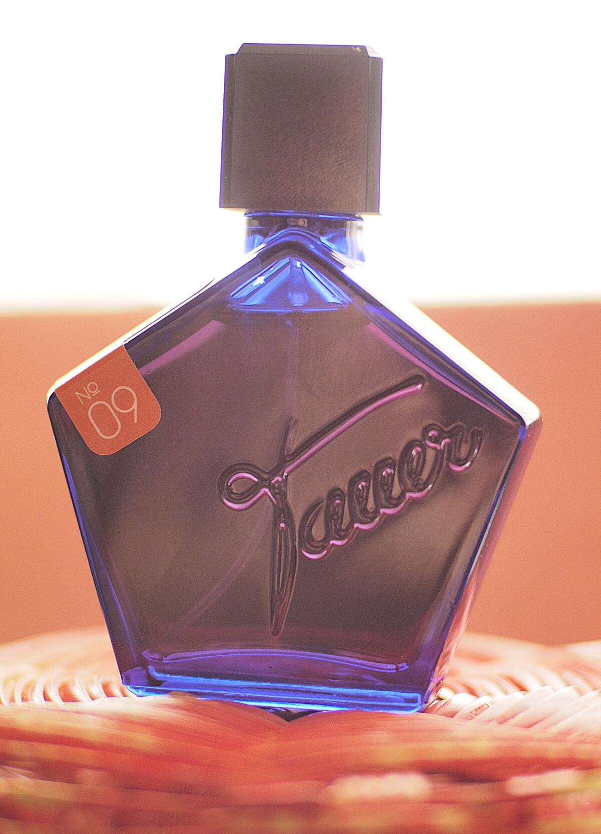 عطر ادکلن ۰۹ اورنج استار تاور پرفیومز - 09 Orange Star Tauer Perfumes - بررسی، قیمت و خرید