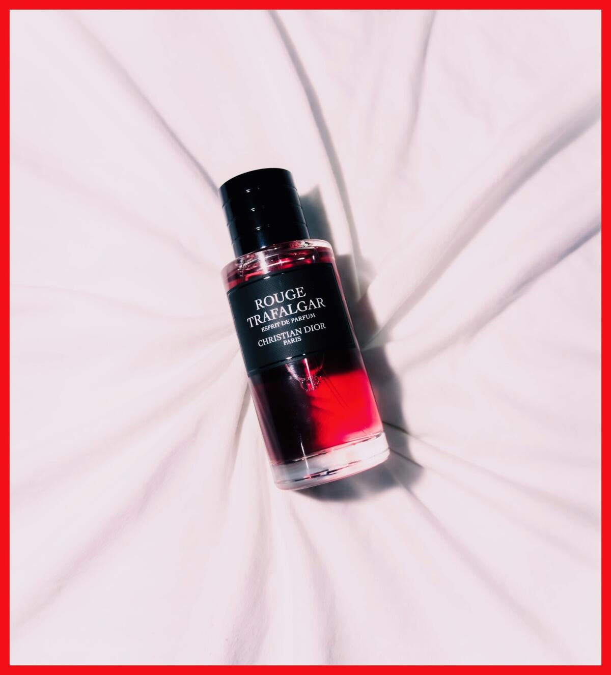 عطر ادکلن روژ ترافالگار اسپریت د پرفیوم دیور - Rouge Trafalgar Esprit De Parfum Dior - بررسی، قیمت و خرید