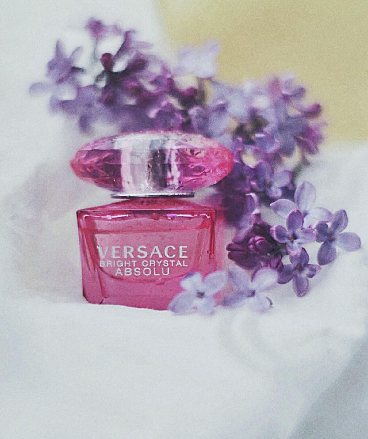 عطر ادکلن برایت کریستال ابسلو ورساچه - Bright Crystal Absolu Versace - بررسی، قیمت و خرید