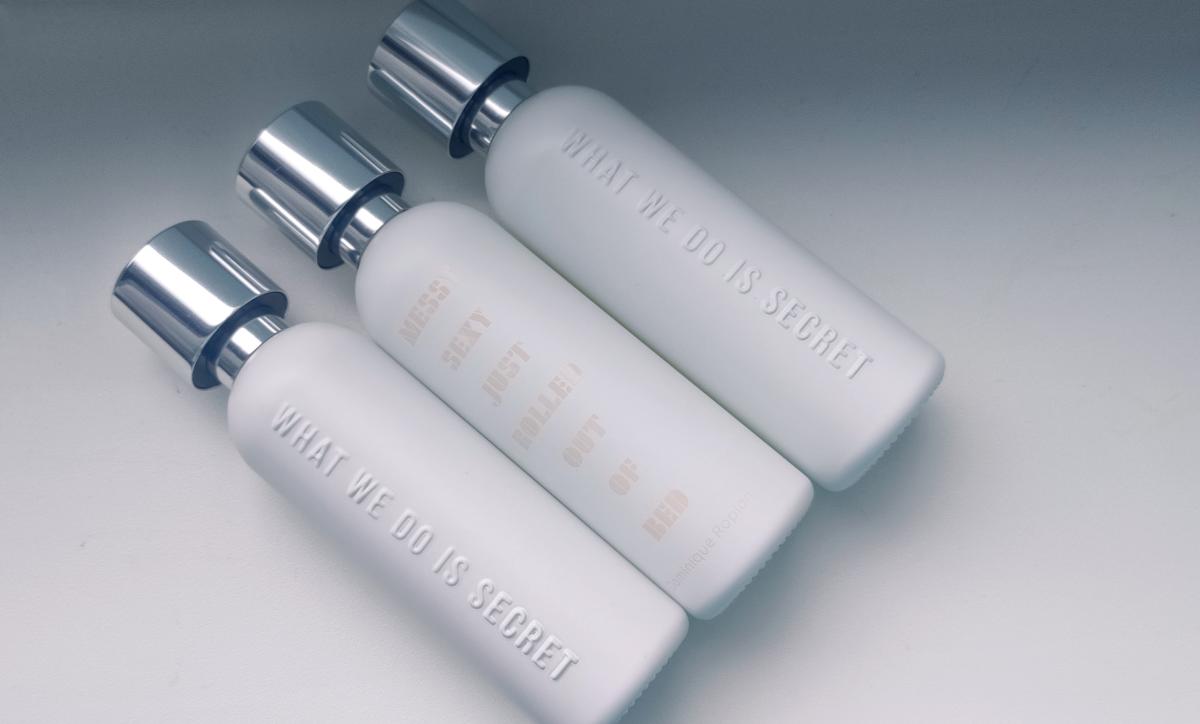 عطر ادکلن مسی سکسی جاست رولد آوت آو بد وات وی دو ایز سیکرت - Messy Sexy Just Rolled out of Bed What We Do Is Secret - بررسی، قیمت و خرید