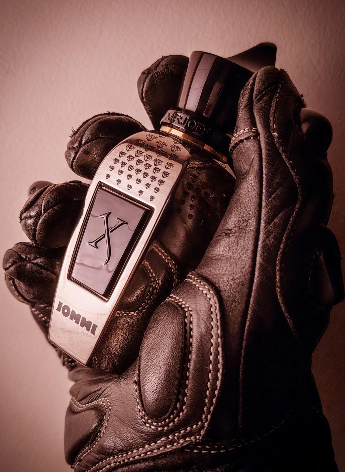 عطر ادکلن تونی آیومی مانکی اسپشال زرژاف - Tony Iommi Monkey Special Xerjoff - بررسی، قیمت و خرید