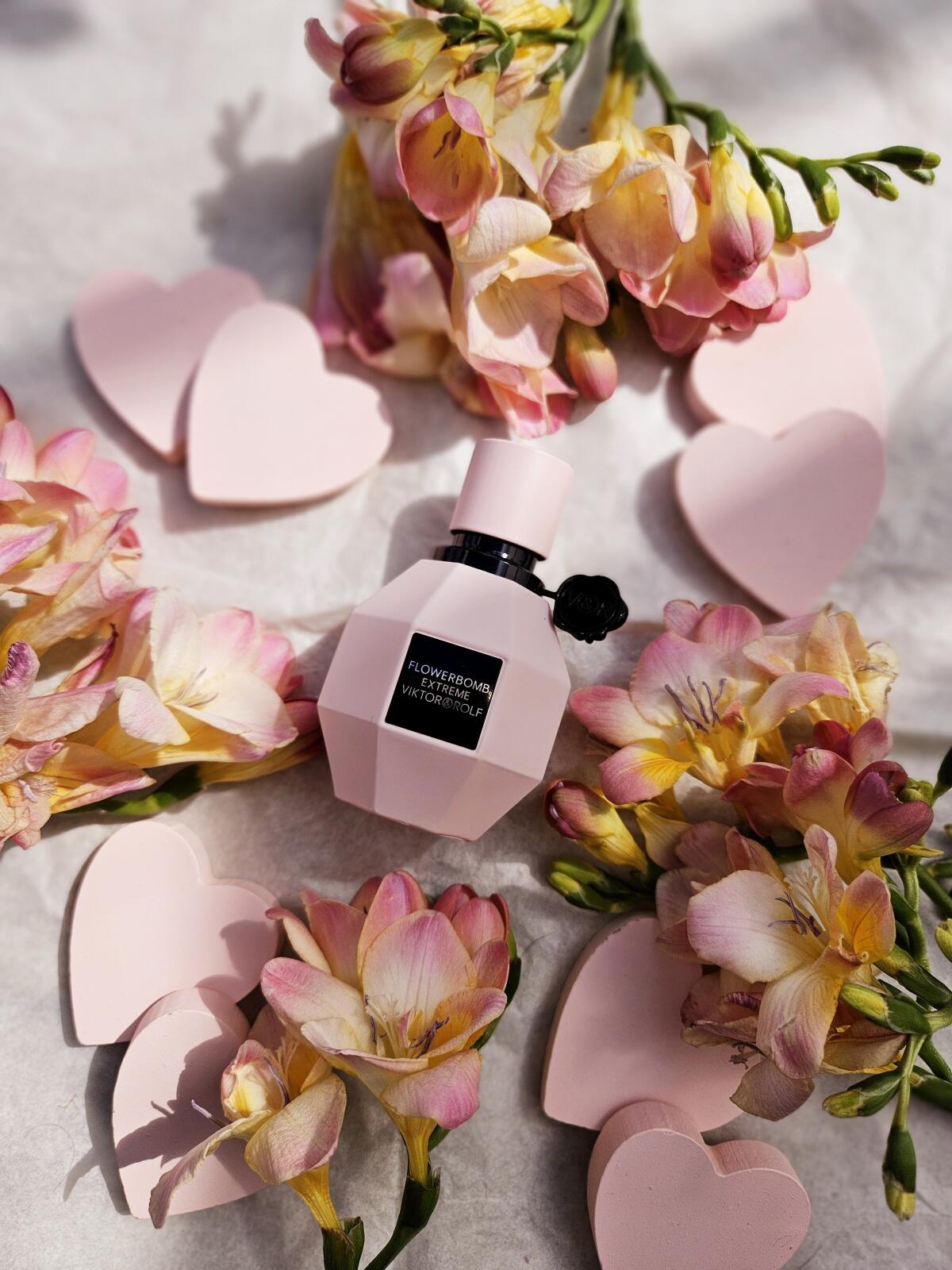 عطر ادکلن فلاور بمب اکستریم ۲۰۲۵ ویکتور اند رولف - Flowerbomb Extreme 2025 Viktor&Rolf - بررسی، قیمت و خرید
