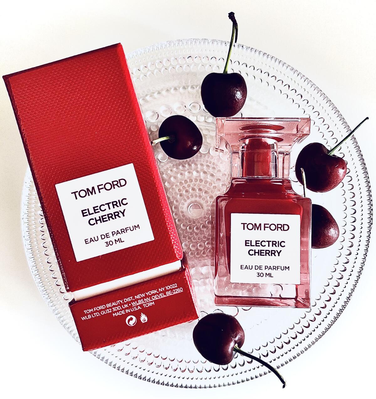 عطر ادکلن الکتریک چری تام فورد - Electric Cherry Tom Ford - بررسی، قیمت و خرید