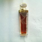 عطر ادکلن کلندستین پارفوم گی لاروش - Clandestine Parfum Guy Laroche - بررسی، قیمت و خرید