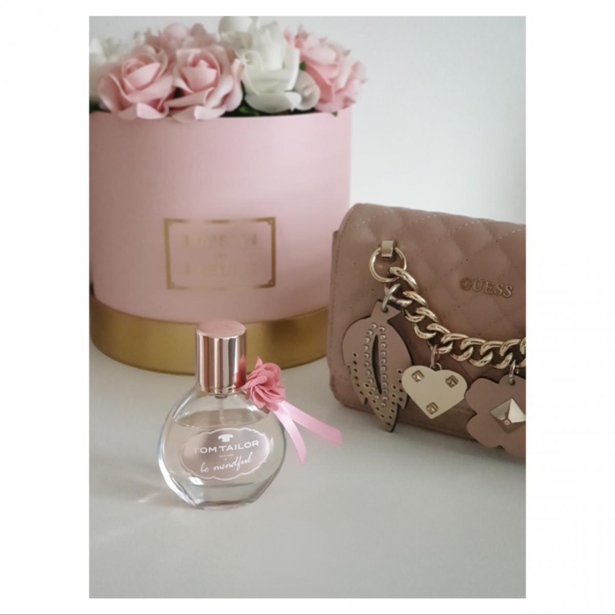 عطر ادکلن بی مایندفول وومن تام تیلور - Be Mindful Woman Tom Tailor - بررسی، قیمت و خرید