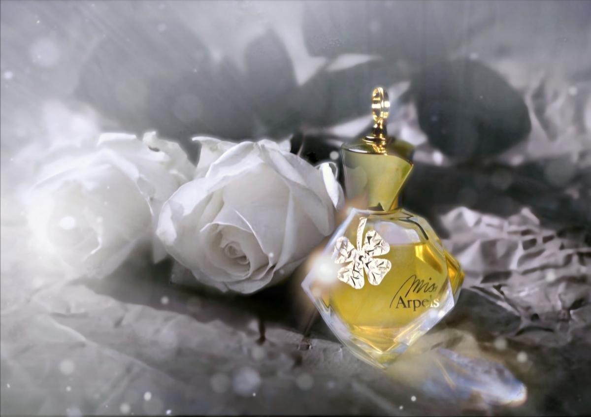 عطر ادکلن میس آرپلس ون کلیف اند آرپلز - Miss Arpels Van Cleef & Arpels - بررسی، قیمت و خرید