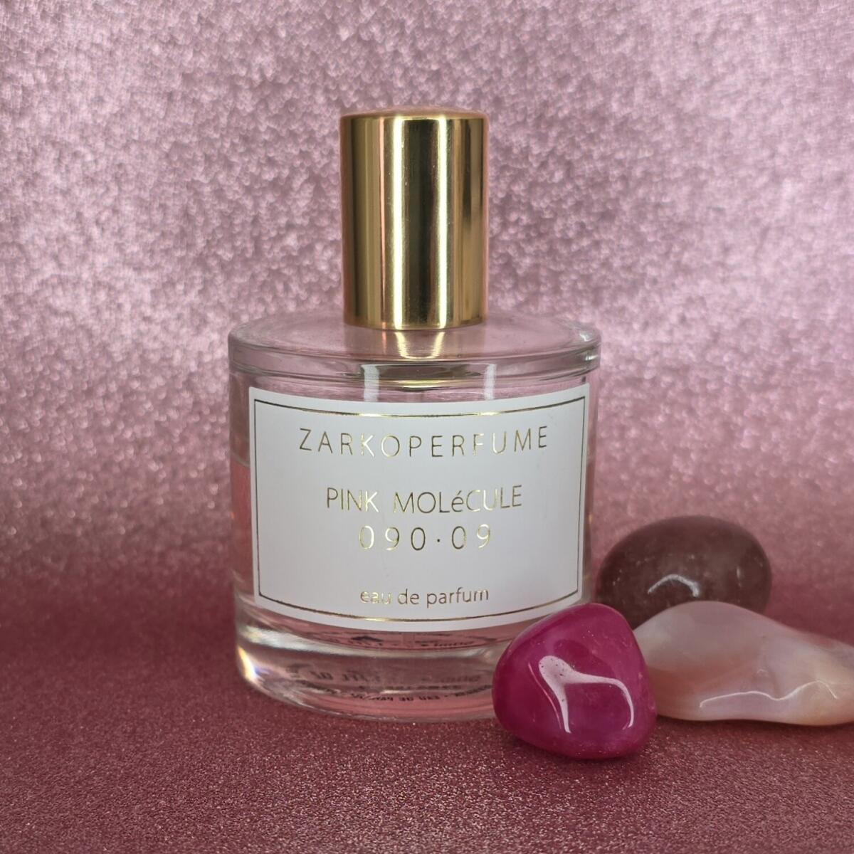 عطر ادکلن پینک مولکول ۰۹۰.۰۹ زارکوپرفیوم - PINK MOLéCULE 090.09 ZARKOPERFUME - بررسی، قیمت و خرید