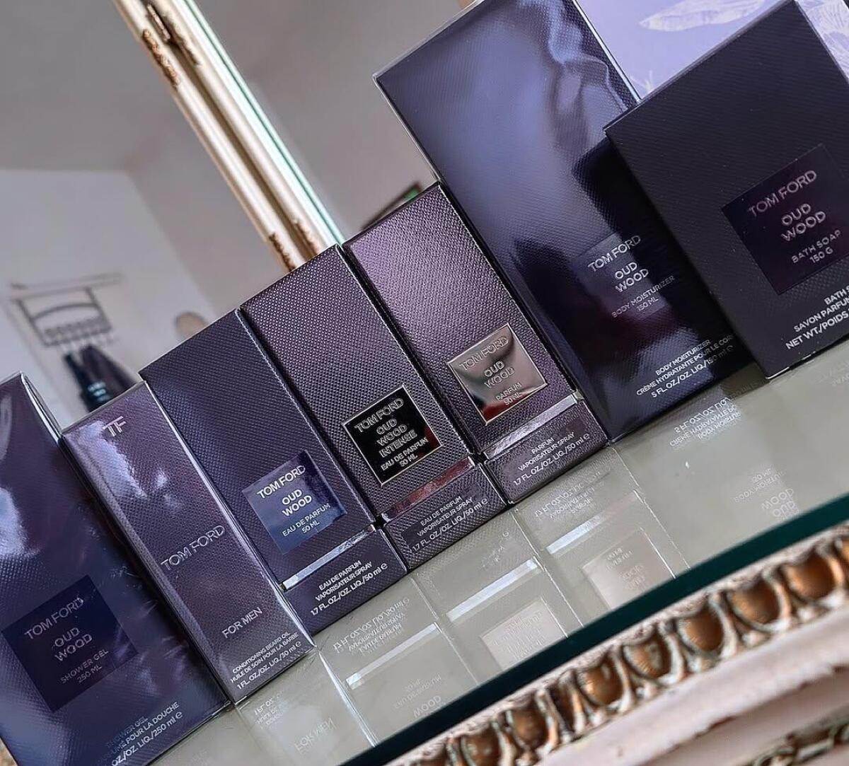 عطر ادکلن عُود وود پارفوم تام فورد - Oud Wood Parfum Tom Ford - بررسی، قیمت و خرید