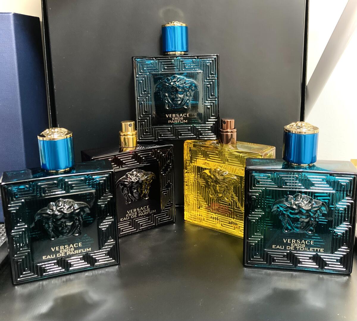 عطر ادکلن ايروس پرفیوم ورساچی - Eros Parfum Versace - بررسی، قیمت و خرید