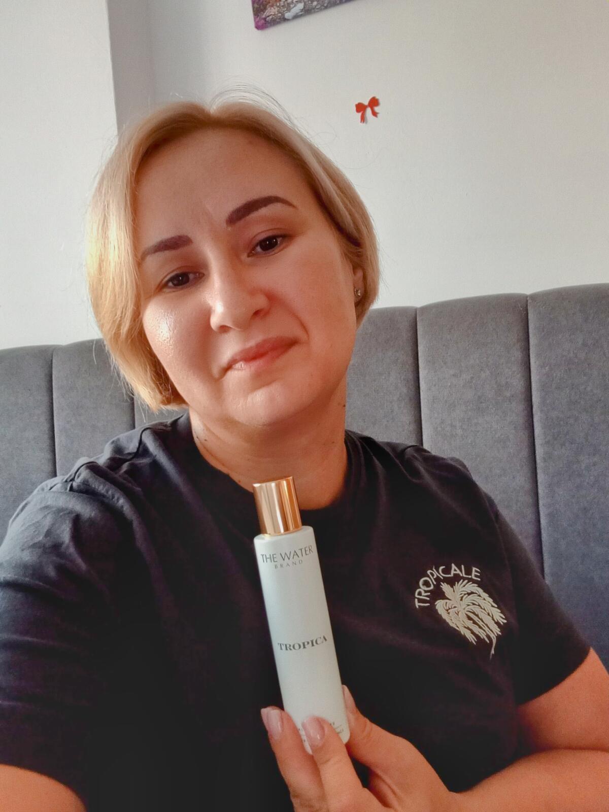 عطر ادکلن تروپیکا د واتر برند - Tropica The Water Brand - بررسی، قیمت و خرید