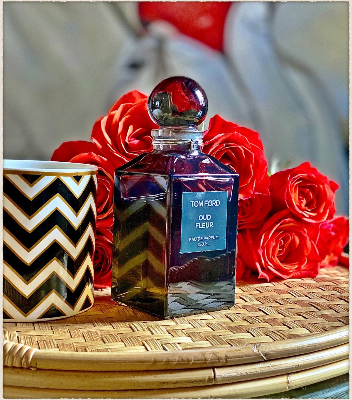 عطر ادکلن عود فلور تام فورد - Oud Fleur Tom Ford - بررسی، قیمت و خرید