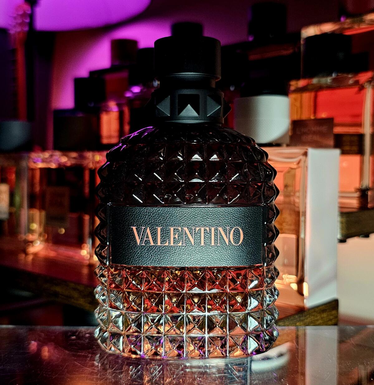 عطر ادکلن والنتینو اومو بورن این روما کورال فنتسی والنتینو - Valentino Uomo Born In Roma Coral Fantasy Valentino - بررسی، قیمت و خرید