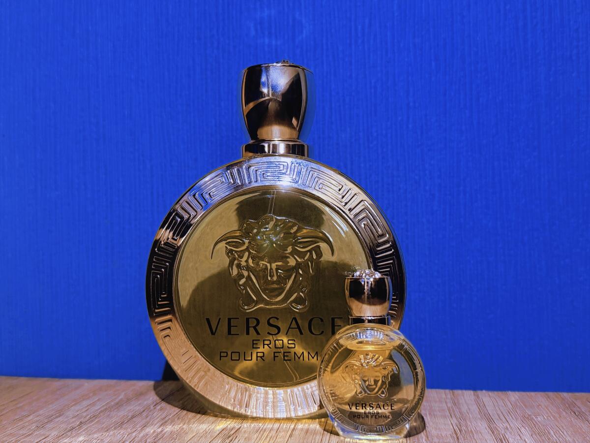 عطر ادکلن اِروس پُر فِم او د توالت ورساچه - Eros Pour Femme Eau de Toilette Versace - بررسی، قیمت و خرید