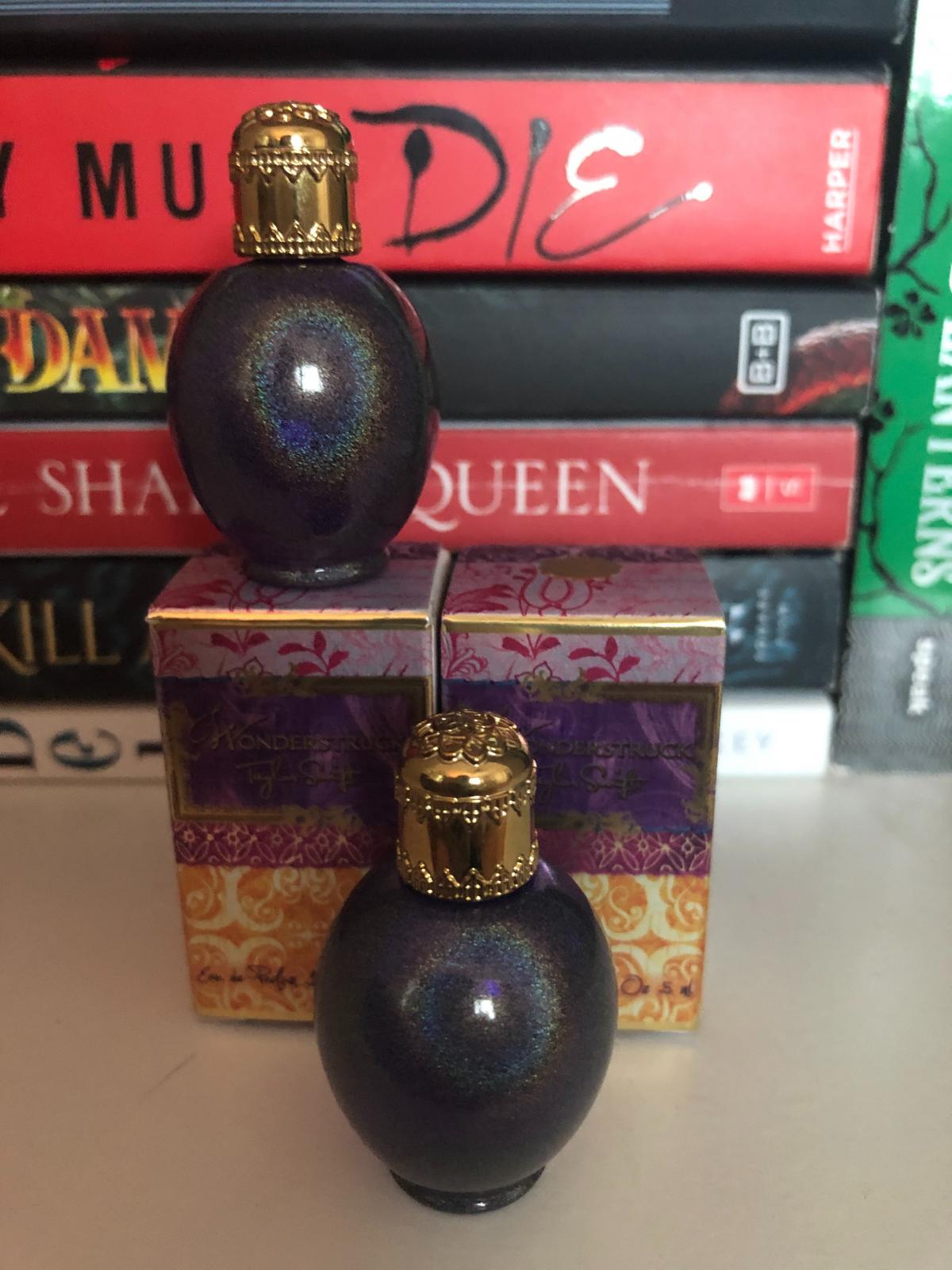 عطر ادکلن واندرستراکم تیلور سوئیفت - Wonderstruck Taylor Swift - بررسی، قیمت و خرید