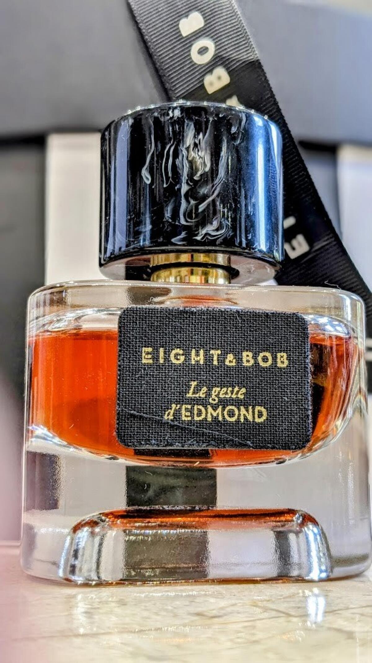 عطر ادکلن له ژست ادارموند ایت اند باب - Le Geste d'Edmond EIGHT & BOB - بررسی، قیمت و خرید