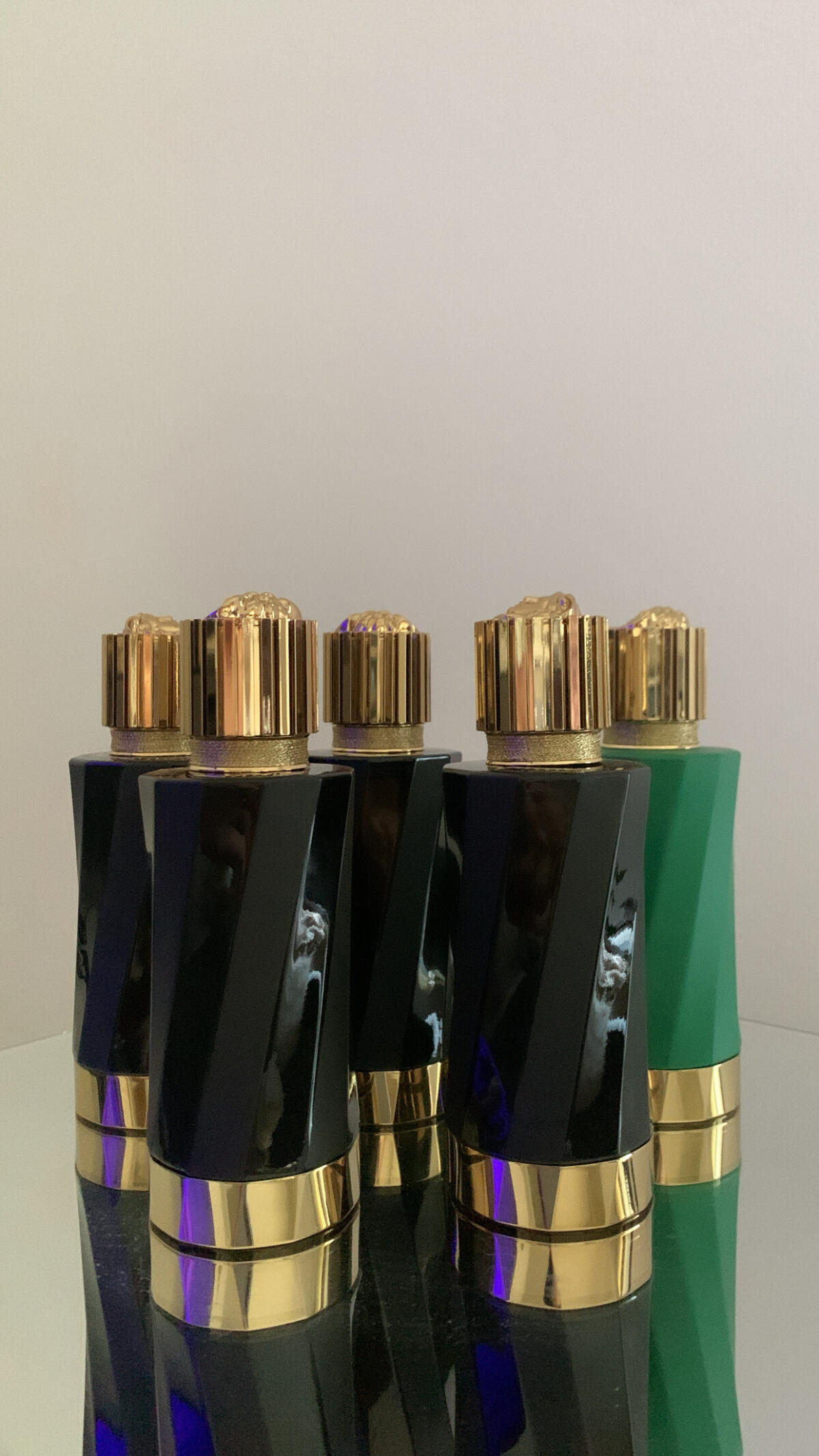 عطر ادکلن انسان سوپریم ورساچه - Encens Suprême Versace - بررسی، قیمت و خرید