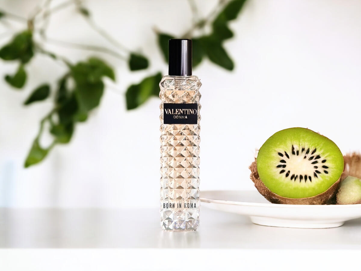 عطر ادکلن ولنتینو دونا بورن این روما کرال فانتزی والنتینو - Valentino Donna Born In Roma Coral Fantasy Valentino - بررسی، قیمت و خرید