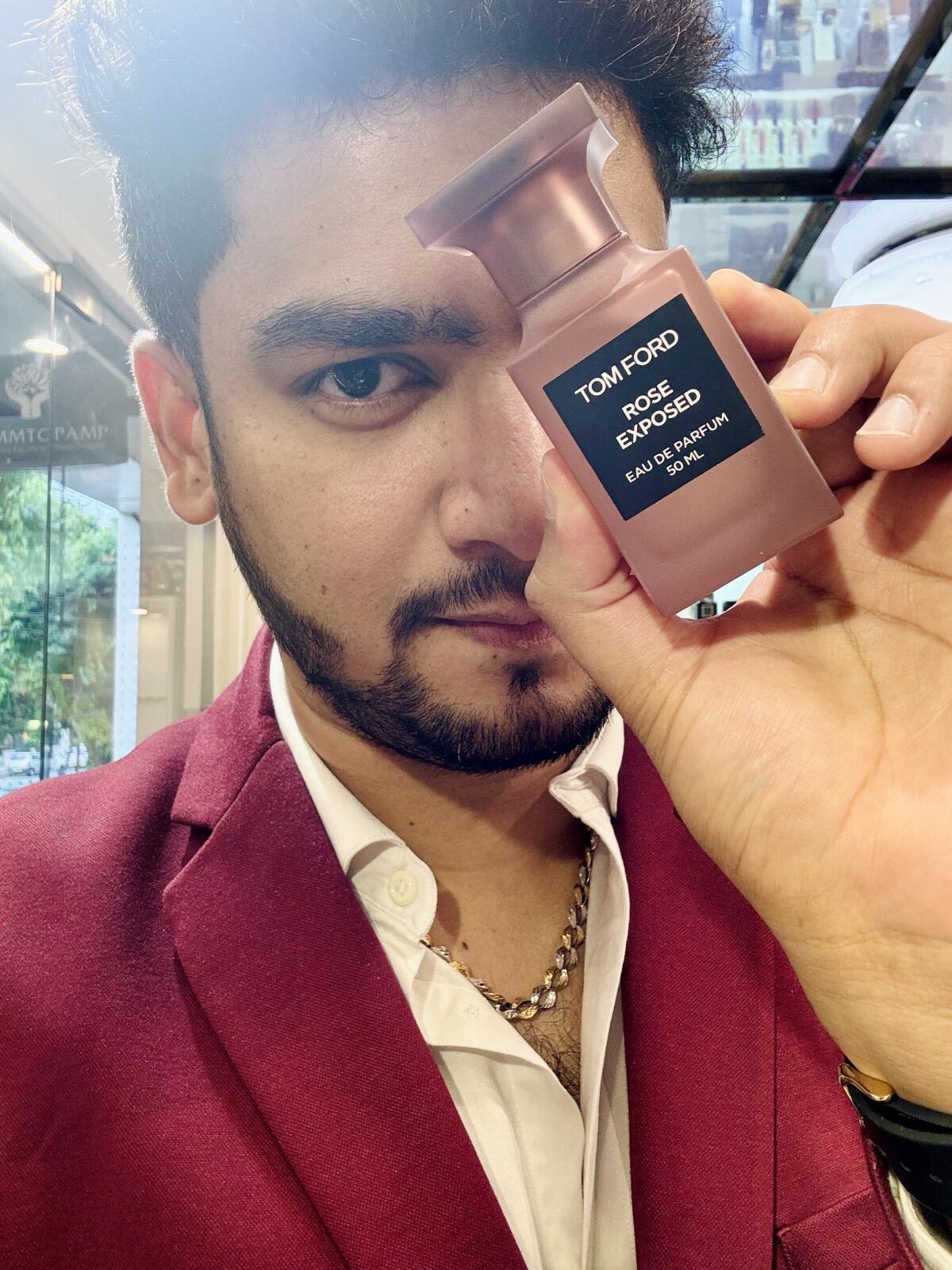 عطر ادکلن رز اکسپوزد تام فورد - Rose Exposed Tom Ford - بررسی، قیمت و خرید