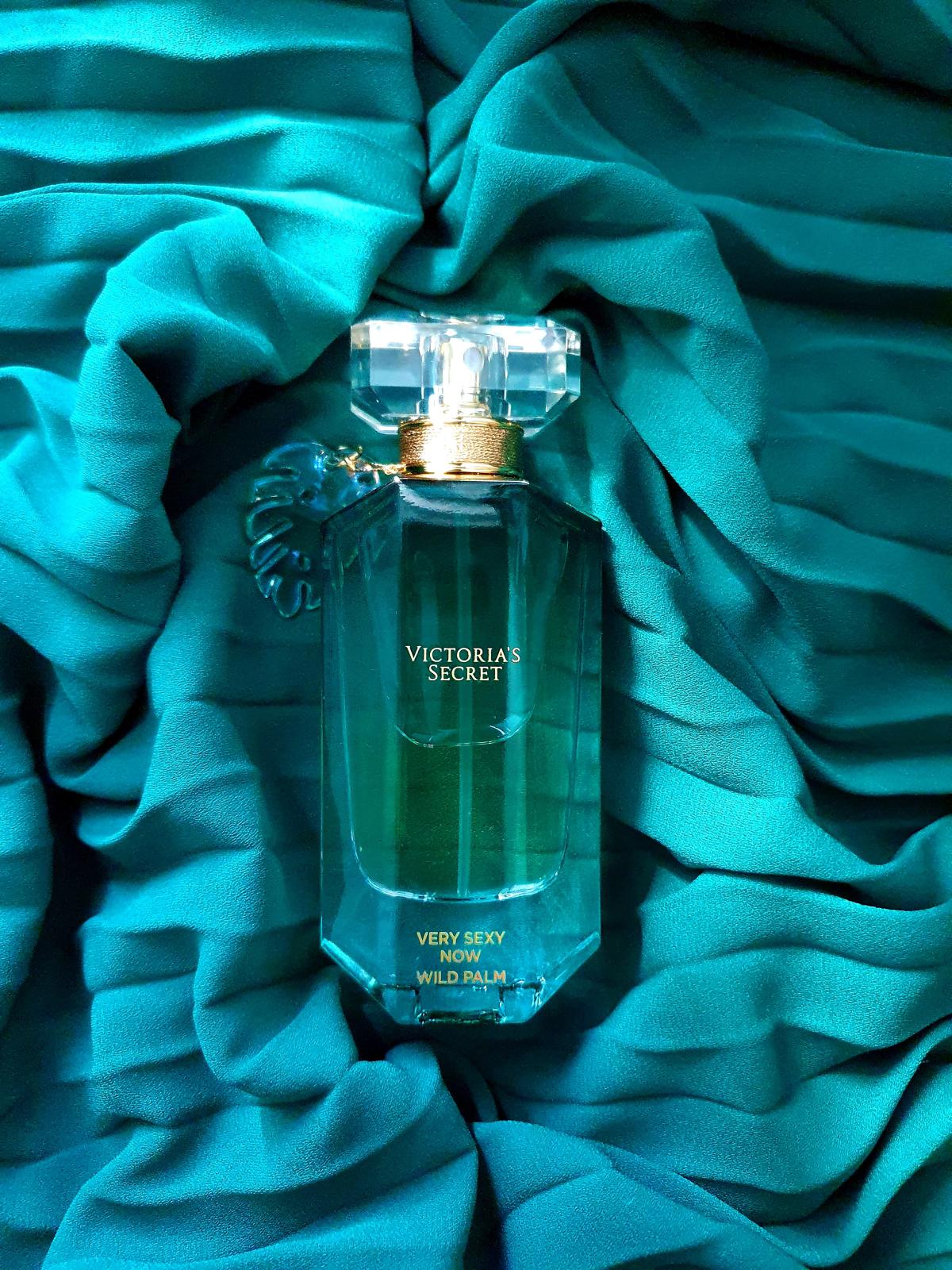 عطر ادکلن وری سکسی نوو وایلد پالم ویکتوریا سیکرت - Very Sexy Now Wild Palm Victoria's Secret - بررسی، قیمت و خرید