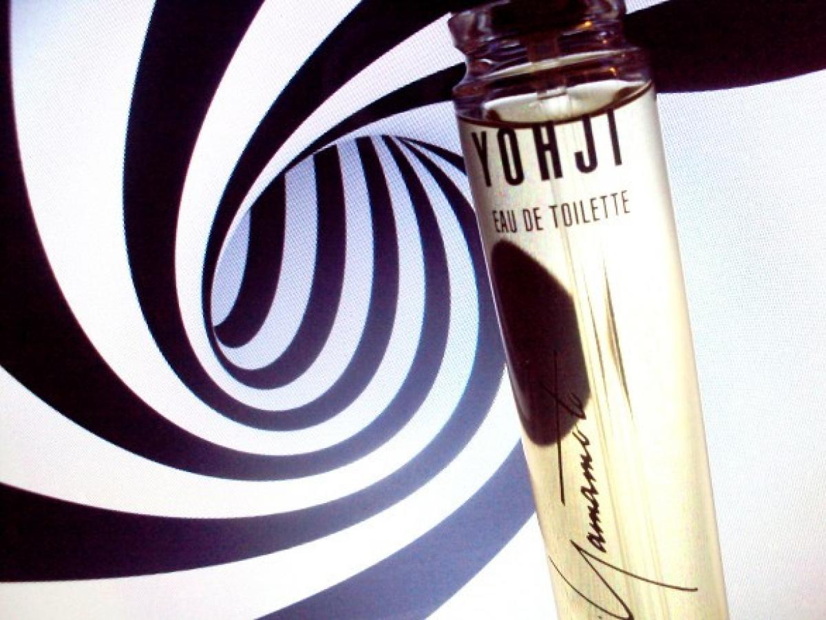 عطر ادکلن یوهجی ناینیتی سیکس یوجی یاماموتو - Yohji 1996 Yohji Yamamoto - بررسی، قیمت و خرید