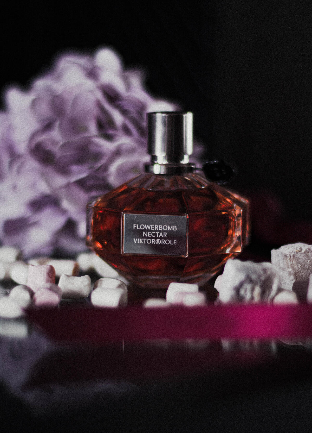 عطر ادکلن فلاوربامب نکتار ویکتور اند رولف - Flowerbomb Nectar Viktor&Rolf - بررسی، قیمت و خرید