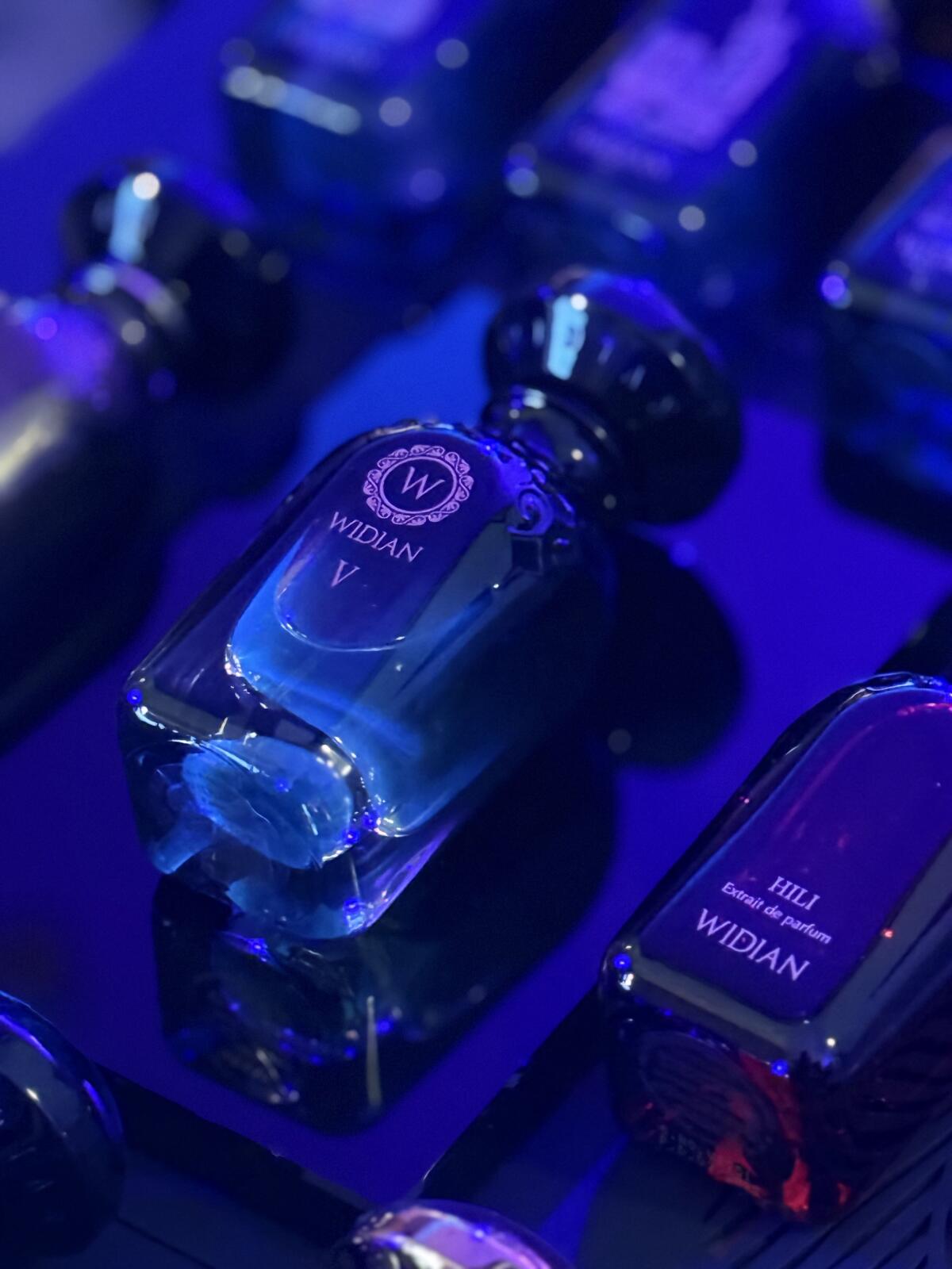 عطر ادکلن وی ویدیان - V WIDIAN - بررسی، قیمت و خرید