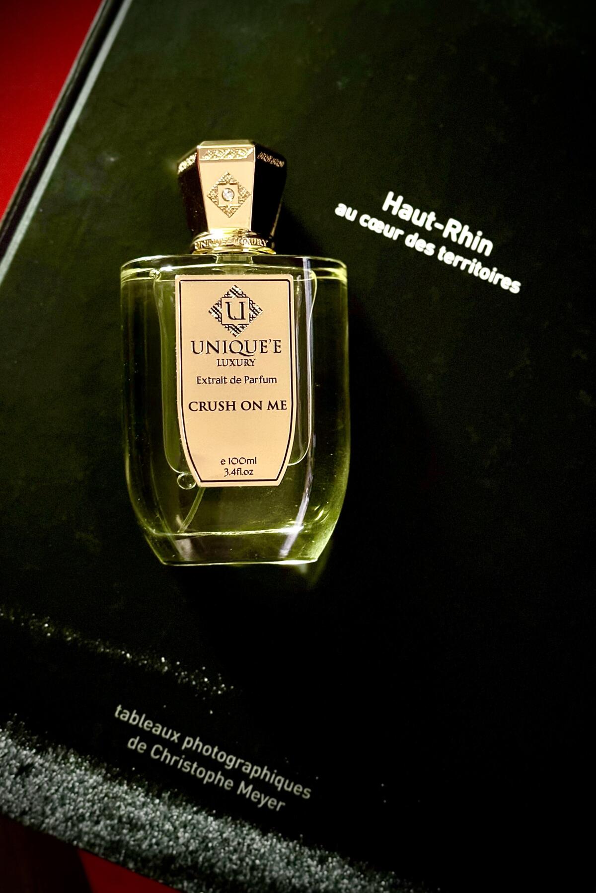 عطر ادکلن کراش آن می یونیک لاکچری - Crush On Me Unique'e Luxury - بررسی، قیمت و خرید
